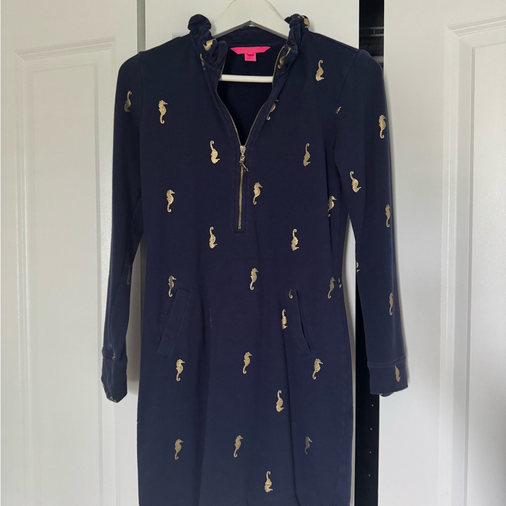 Lilly Pulitzer Navy Garment with Gold Seahorse xs